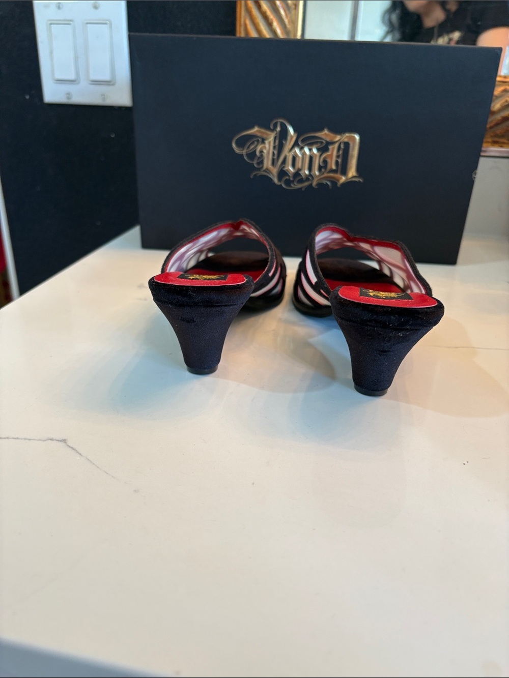 Kat Von D Black Webbed Adele Kitten Heel Slide Mules - Picture 3 of 10